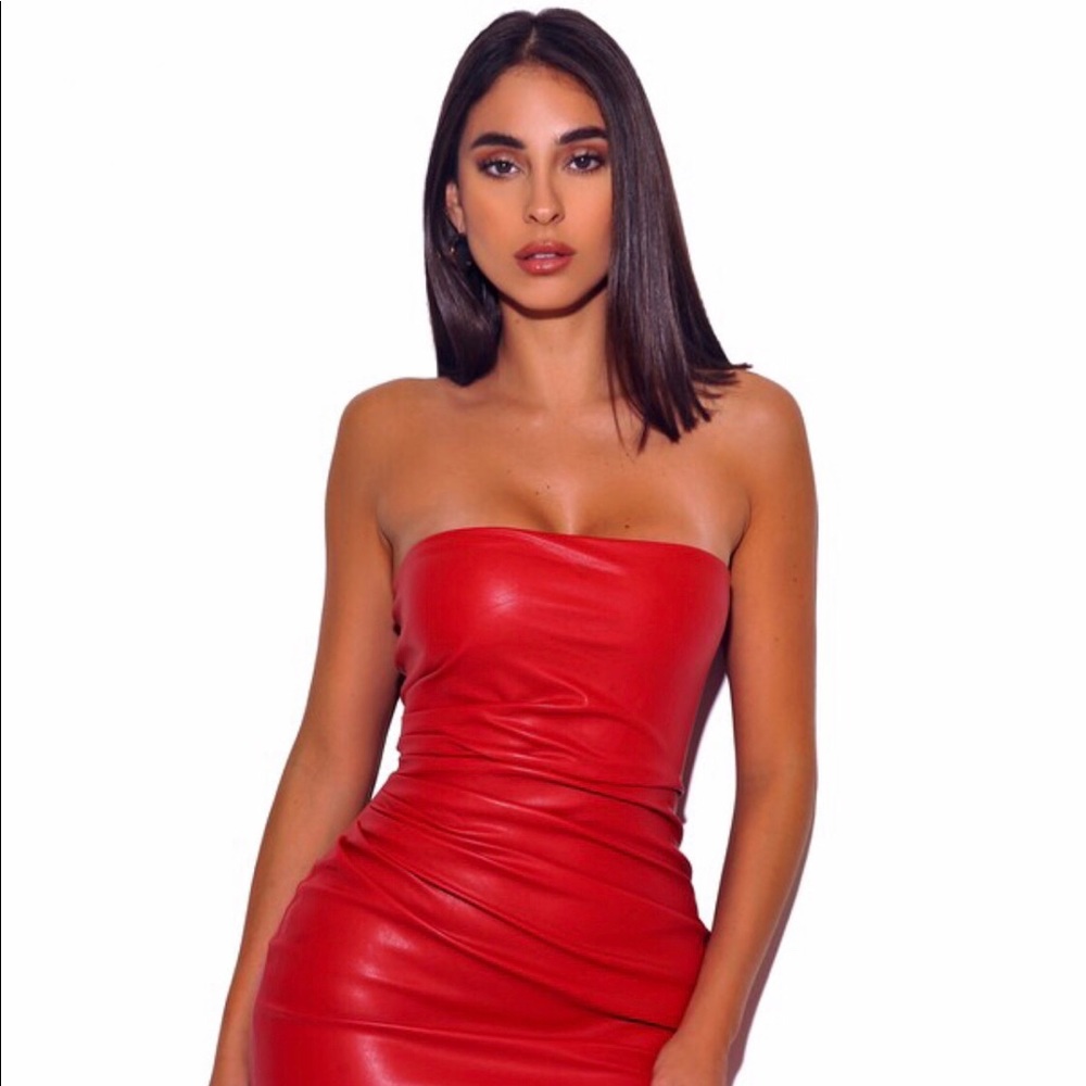 🔥The Jacqueline Monroe Red Dress🔥